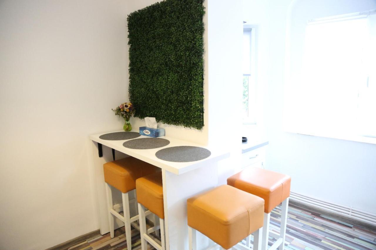 Croma Holiday Petrosani Apartament Zewnętrze zdjęcie